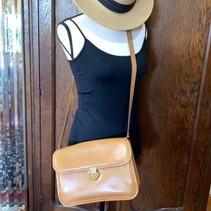 DAKS London Crossbody/Shoulder Bag